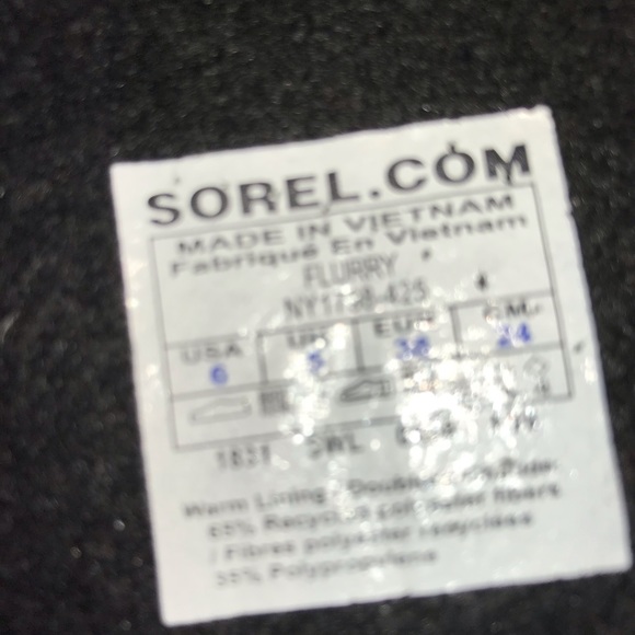 Sorel boots Size 6 - Picture 3 of 10